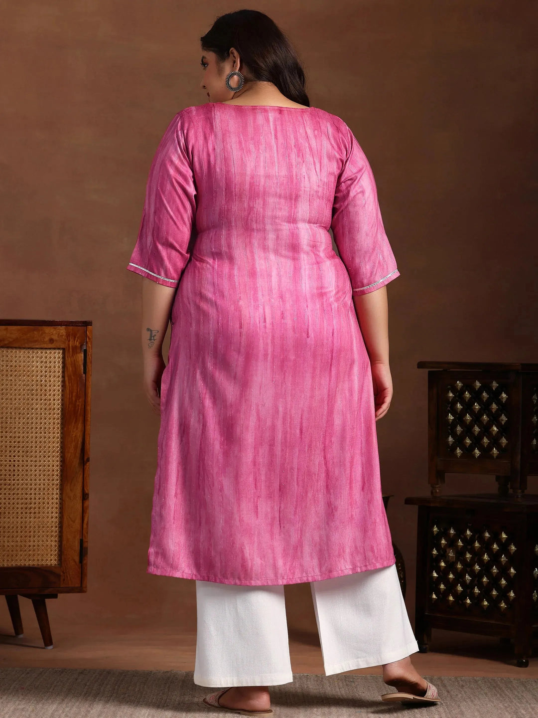 Plus Size Pink Yoke Design Cotton Straight Kurta