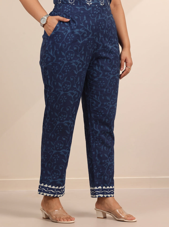 Plus Size Indigo Blue Floral Printed Cotton Straight Suit Set