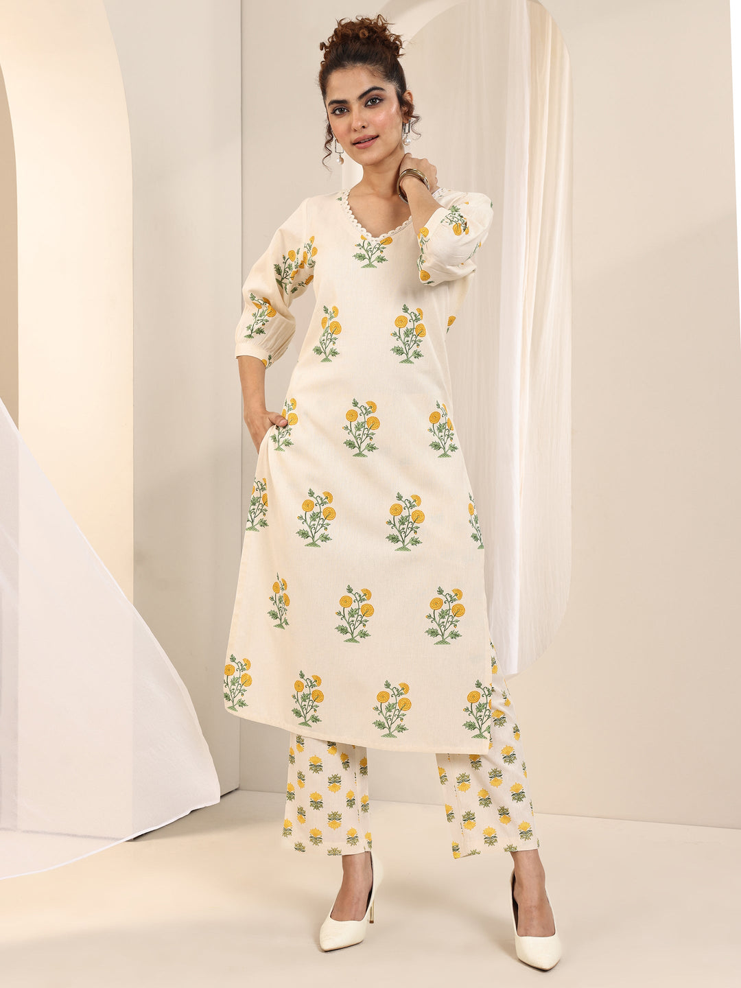 Off white Printed Cotton Straight Kurta Set