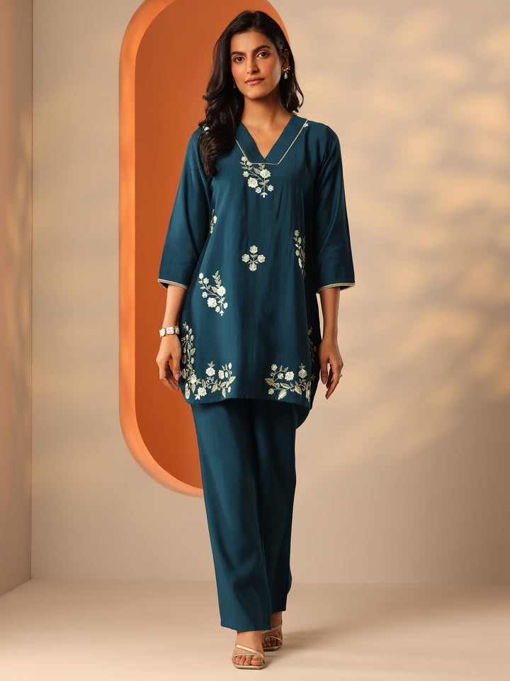 Teal Embroidered Silk Blend Co-Ord Sets