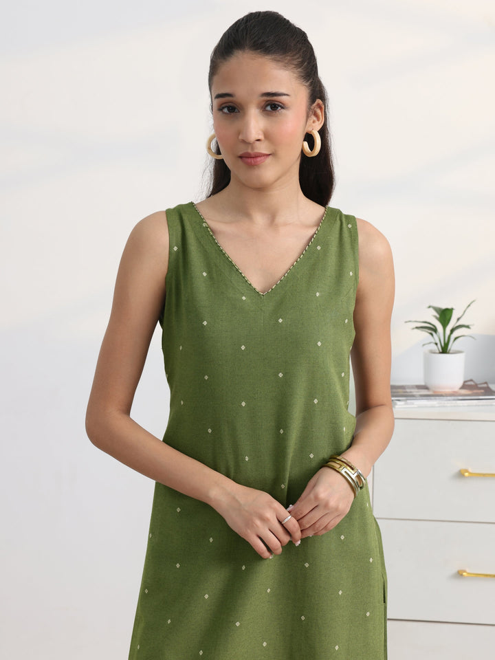Green Woven Design Cotton Blend Straight Suit Set With Dupatta