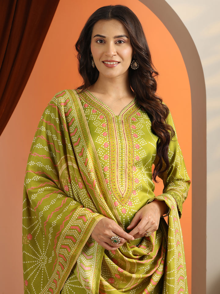 Green Printed Silk Blend Straight Suit Set With Dupatta