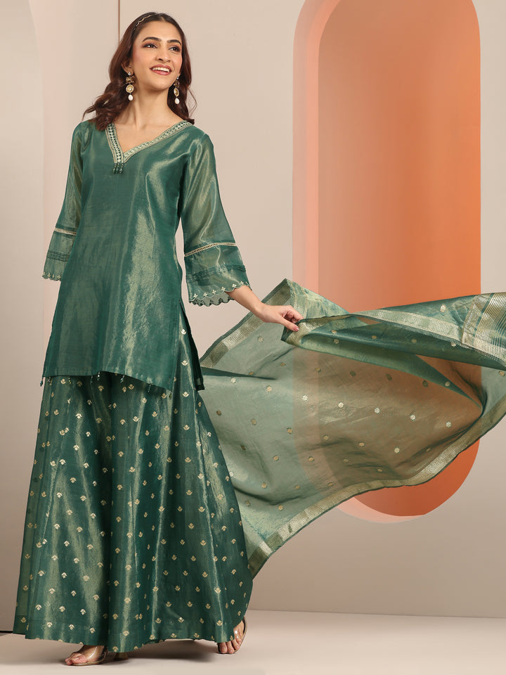 Green Embellished Silk Blend Straight Kurta Set