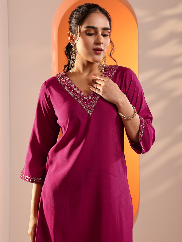 Pink Embroidered Silk Blend Straight Suit Set With Dupatta