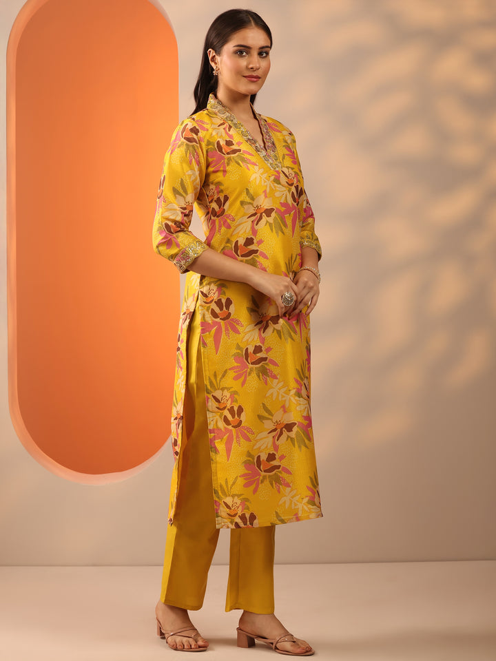 Yellow Embroidered Silk Blend Straight Suit Set With Dupatta