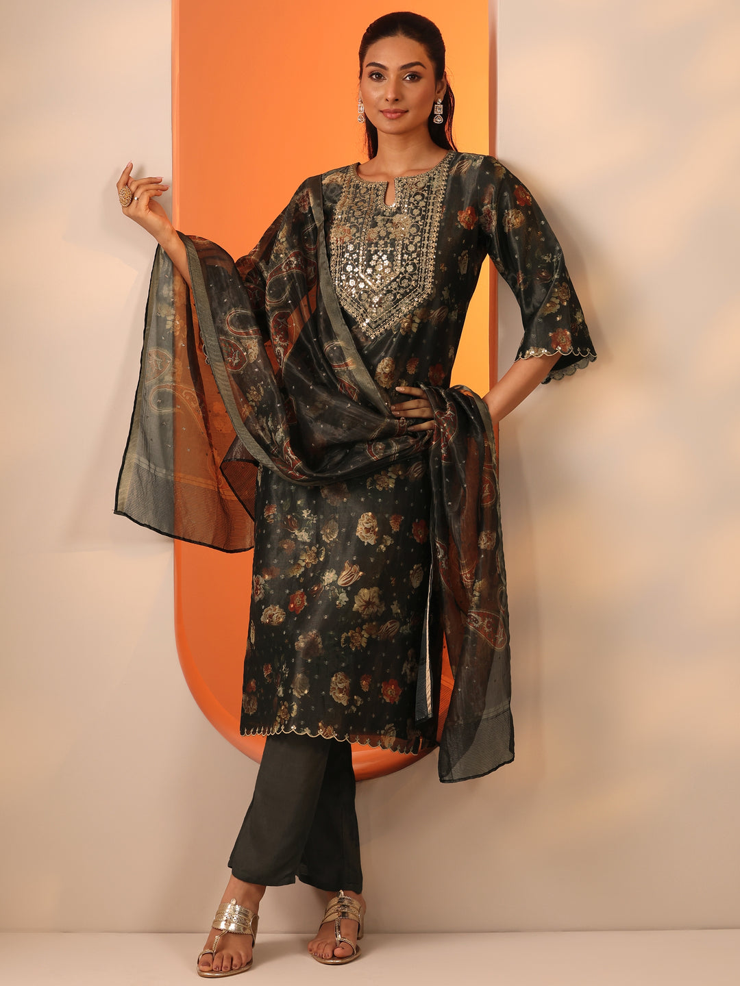Green Printed Silk Blend Straight Suit Set With Dupatta