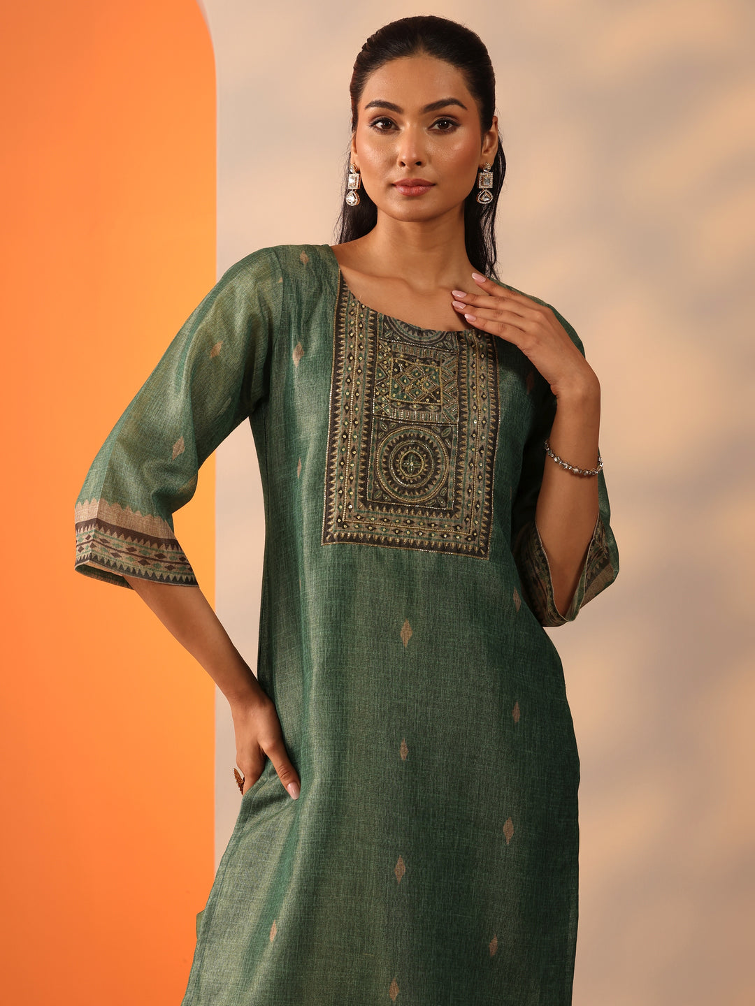 Green Printed Silk Blend Straight Suit Set With Dupatta