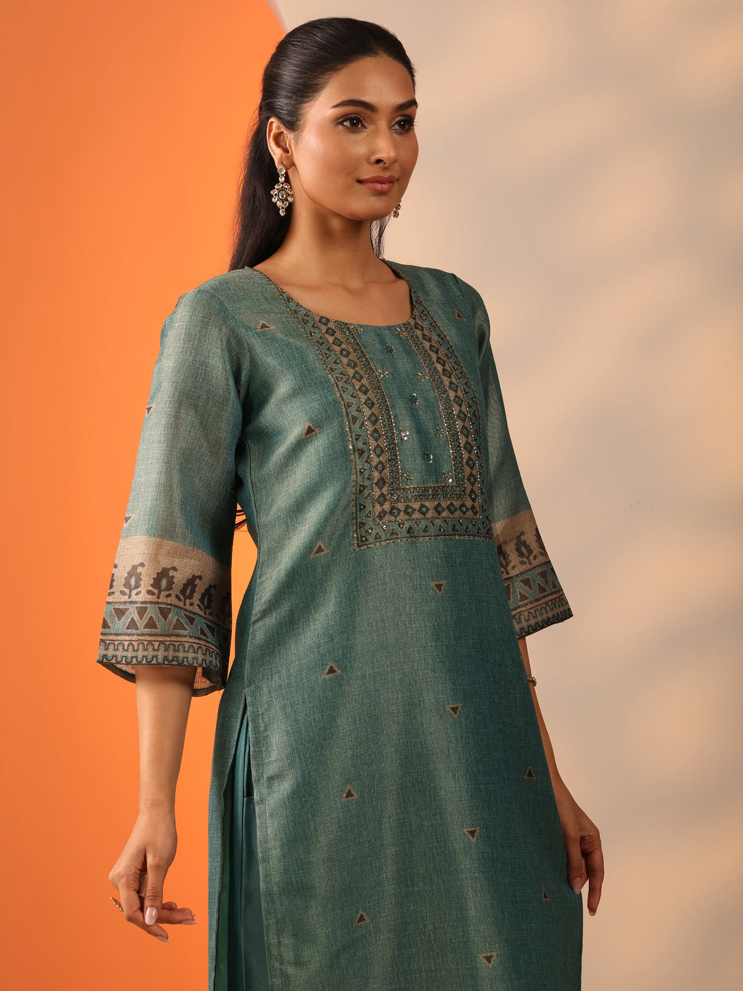 Green Embellished Silk Blend Straight Suit Set With Dupatta