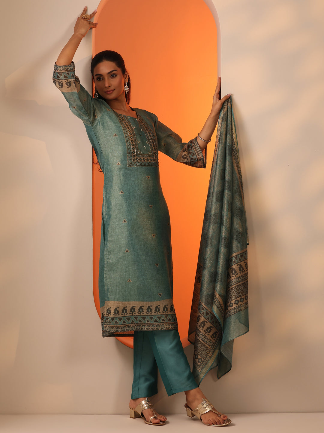 Green Embellished Silk Blend Straight Suit Set With Dupatta