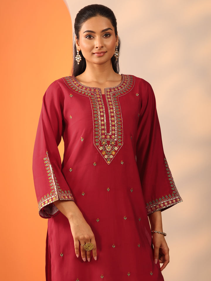 Red Embroidered Rayon Straight Suit Set With Dupatta