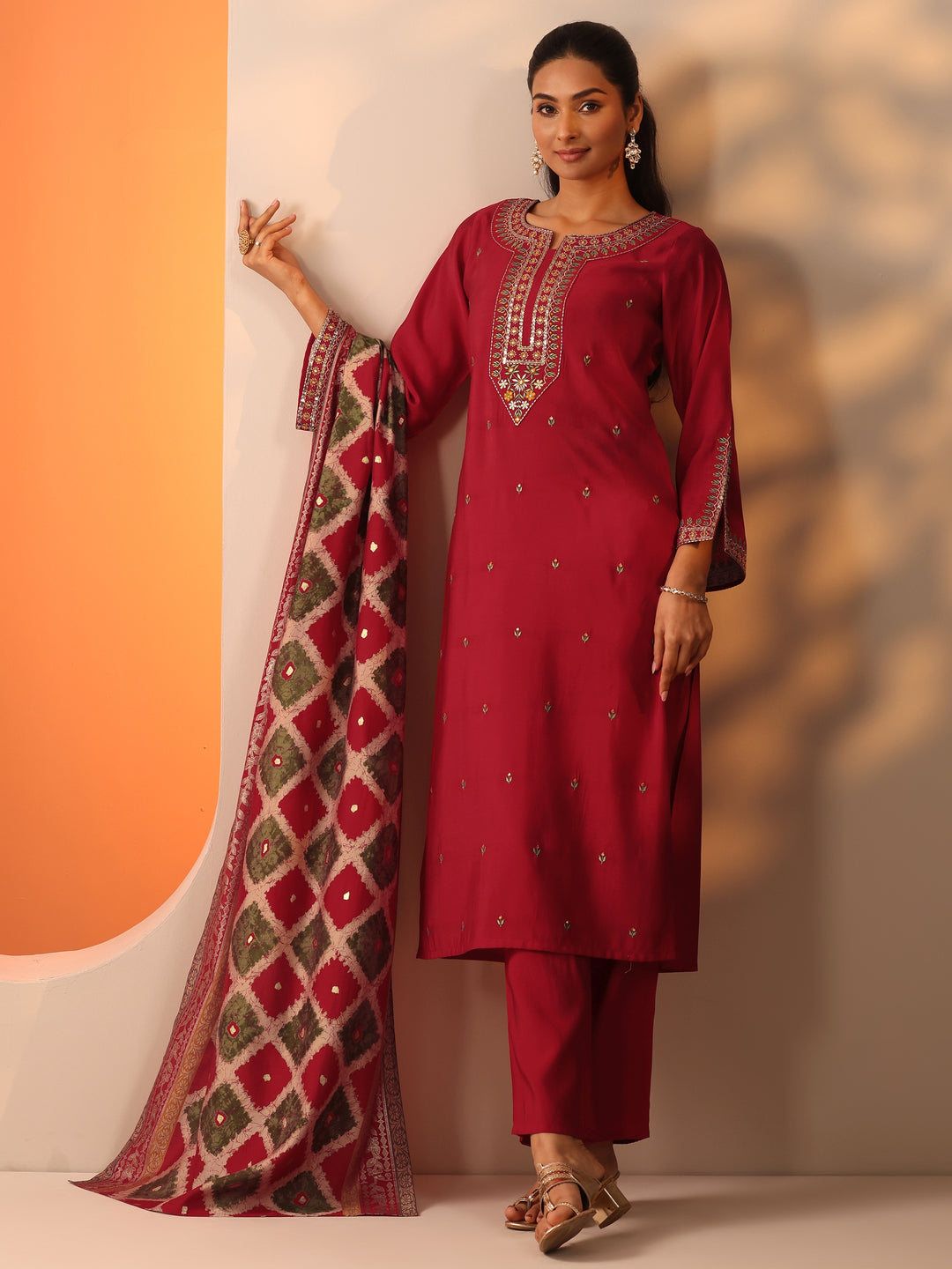 Red Embroidered Rayon Straight Suit Set With Dupatta