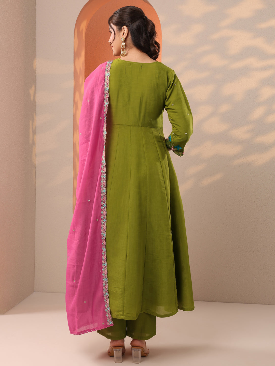 Green Embroidered Silk Blend Anarkali Suit Set With Dupatta