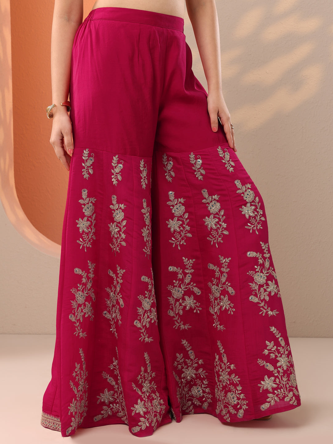 Pink Embroidered Silk Blend Straight Suit Set With Dupatta