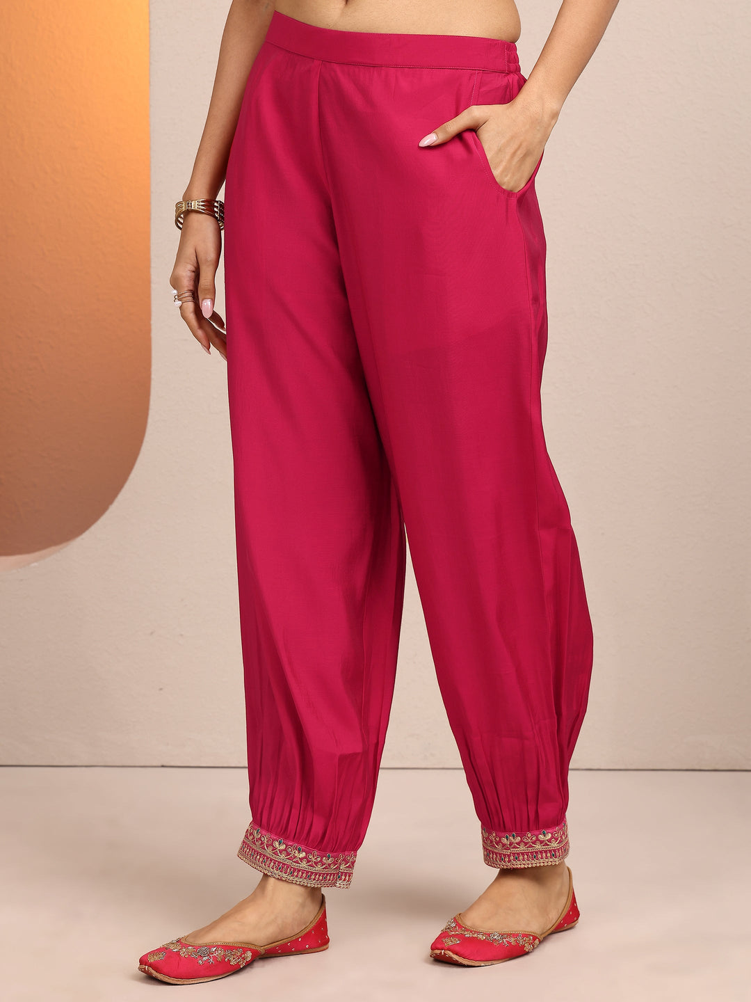 Pink Embroidered Silk blend Straight Suit Set With Dupatta