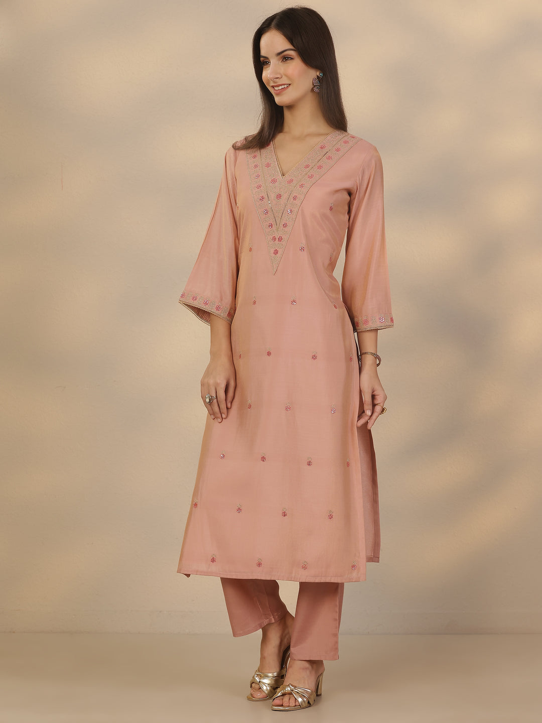 Mauve Embroidered Silk Blend Straight Suit Set With Dupatta