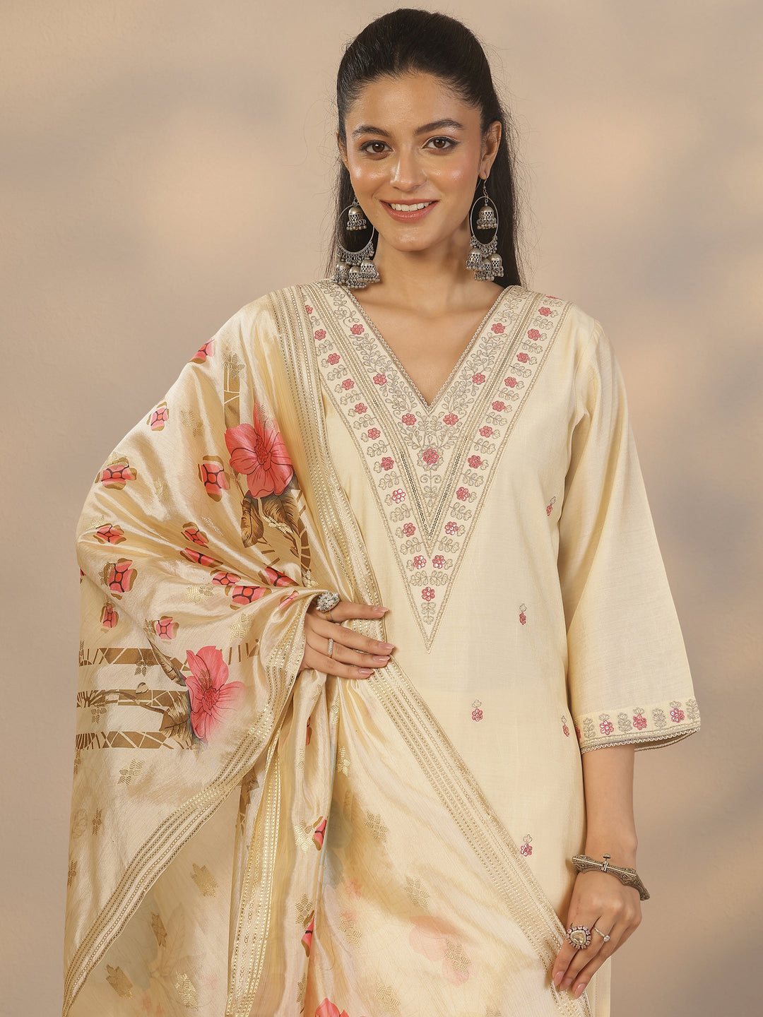 Cream Embroidered Silk Blend Straight Suit Set With Dupatta