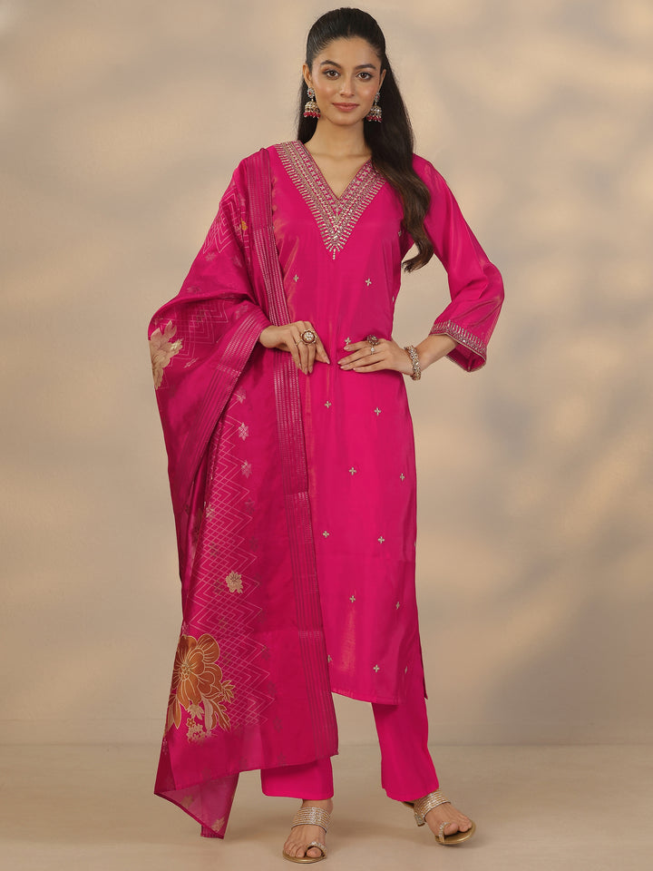 Pink Embroidered Silk Blend Straight Suit Set With Dupatta