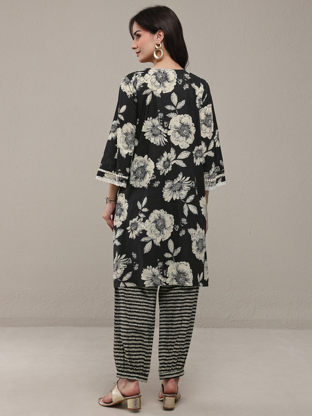 Black Floral Printed Cotton Straight Kurta Set