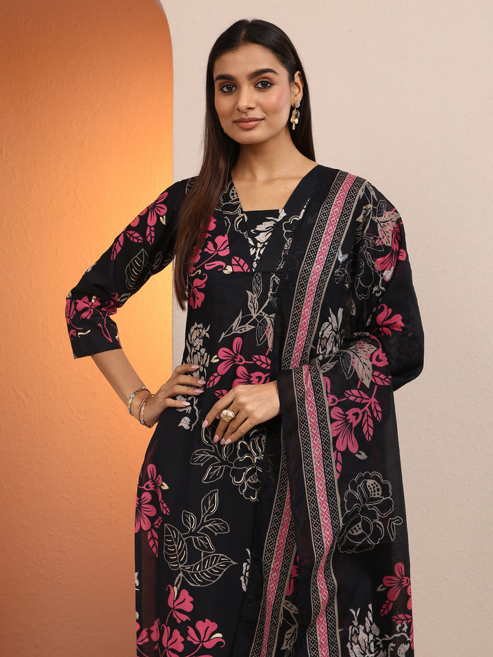 Black Printed cotton blend Straight Suit Set With Dupatta