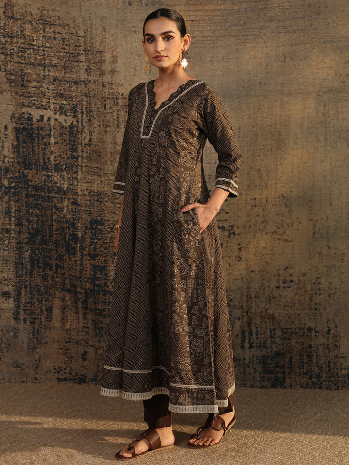 Brown Printed Cotton Straight Suit Set With Dupatta