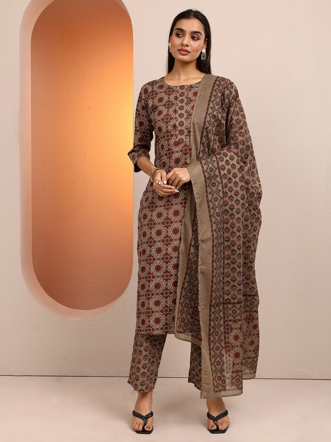 Grey Printed Cotton Straight Suit Set With Dupatta