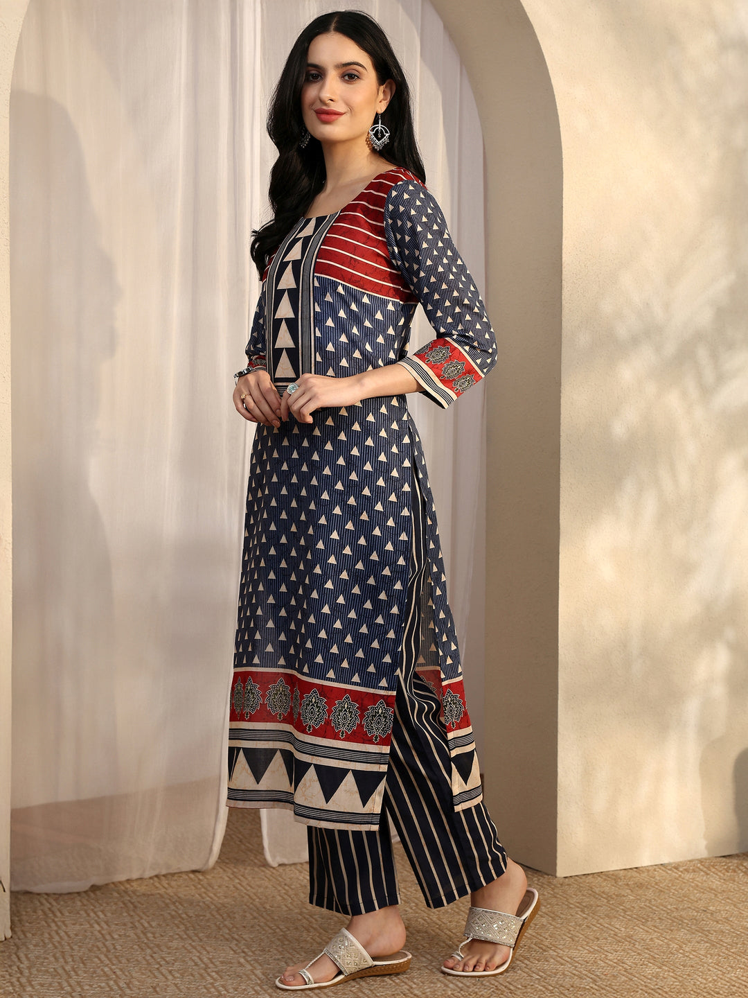 Blue Geometric Printed Cotton Blend Straight Suit Set With Dupatta