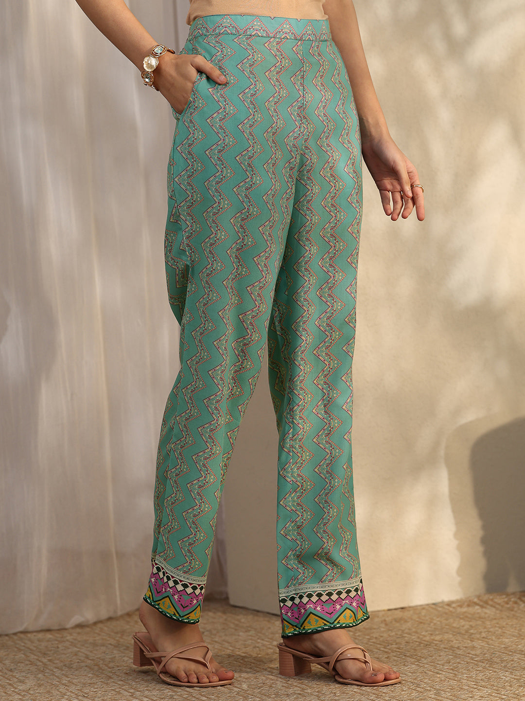 Green Printed Cotton Blend Straight Suit Set With Dupatta