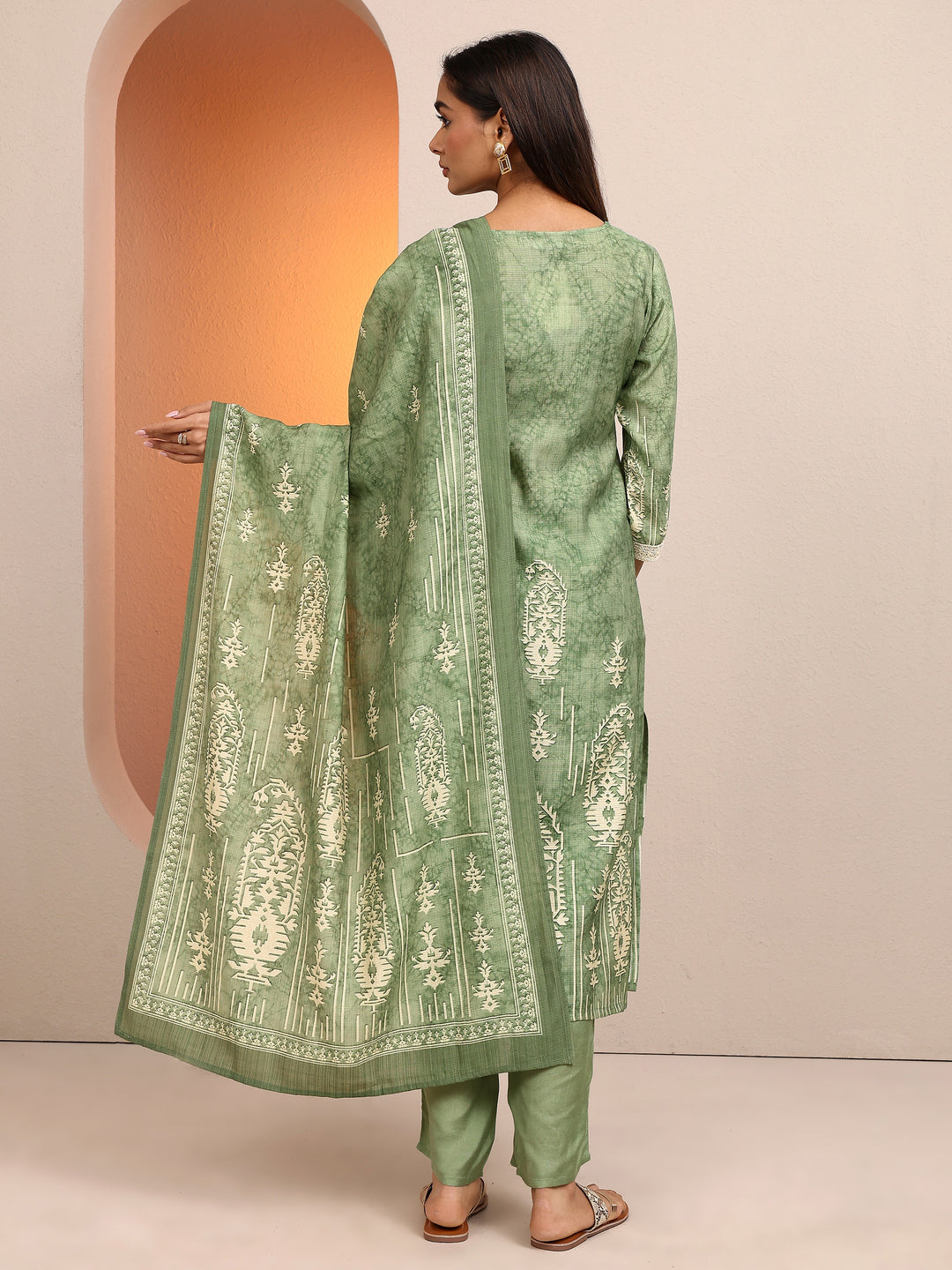 Green Printed Silk Blend Straight Suit Set With Dupatta