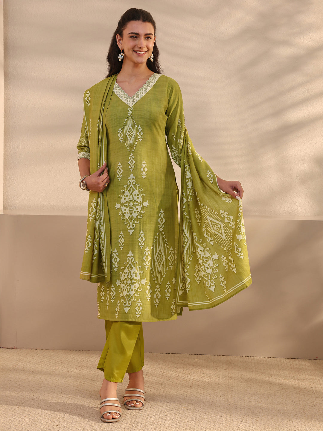 Green Ethnic Printed Silk Blend Straight Suit Set With Duaptta