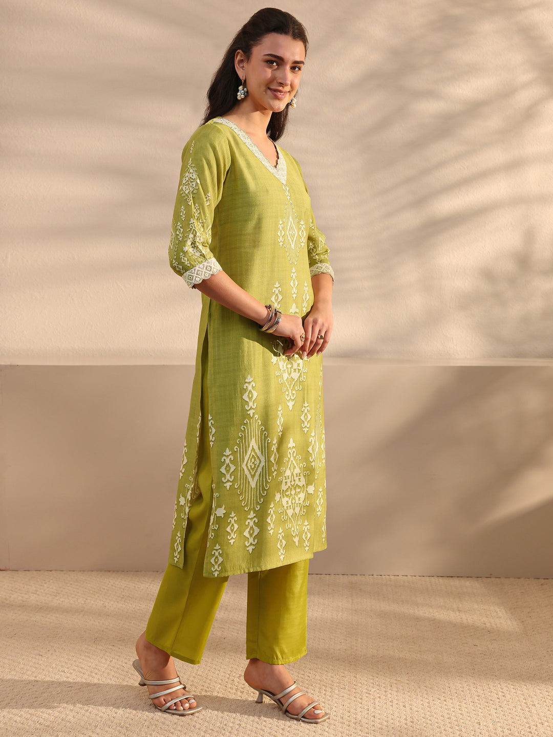 Green Ethnic Printed Silk Blend Straight Suit Set With Duaptta