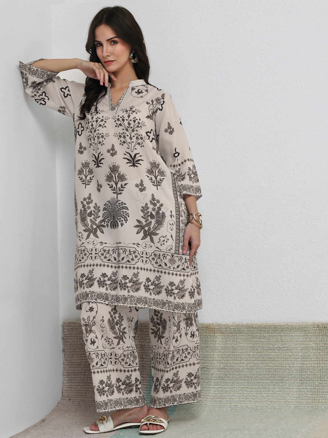 Libas Off White Floral Printed Cotton Blend Co-Ord Set