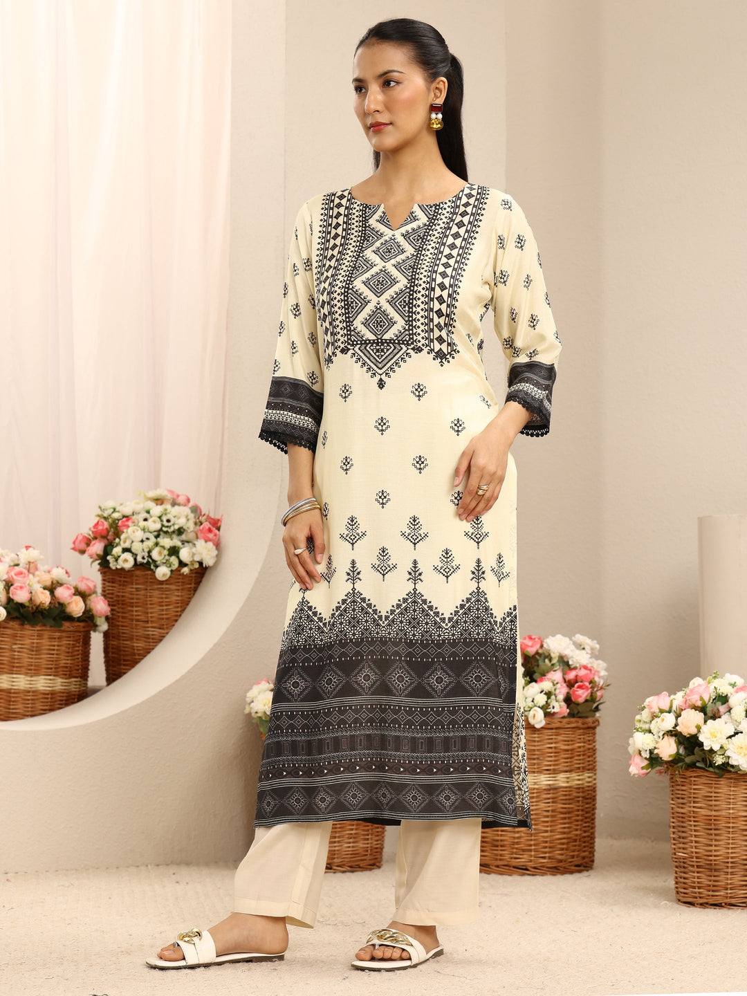 Off White Ethnic Printed Muslin Straight Suit Set With Dupatta