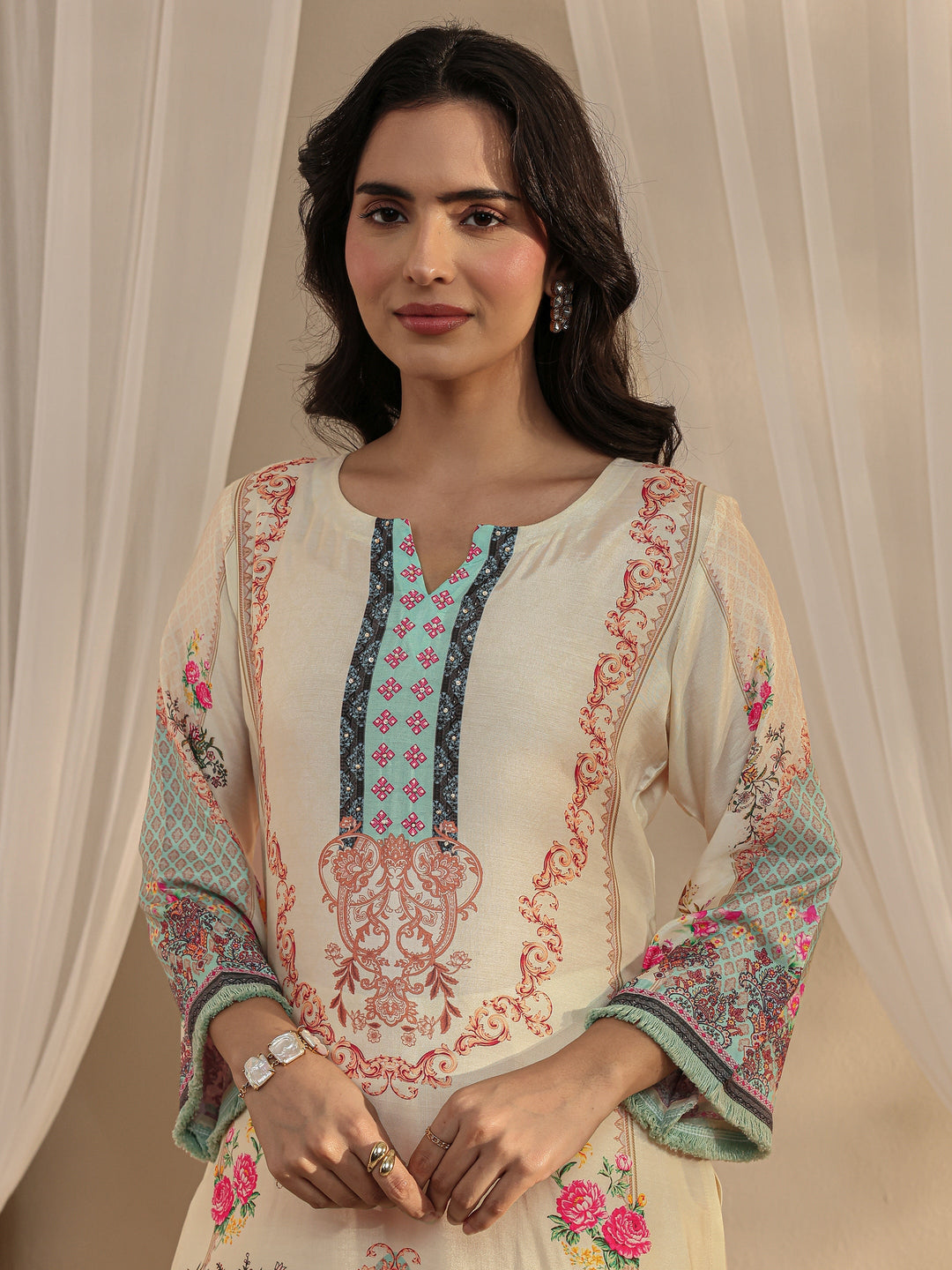 Off White Ethnic Motif Printed Muslin Straight Suit Set With Dupatta