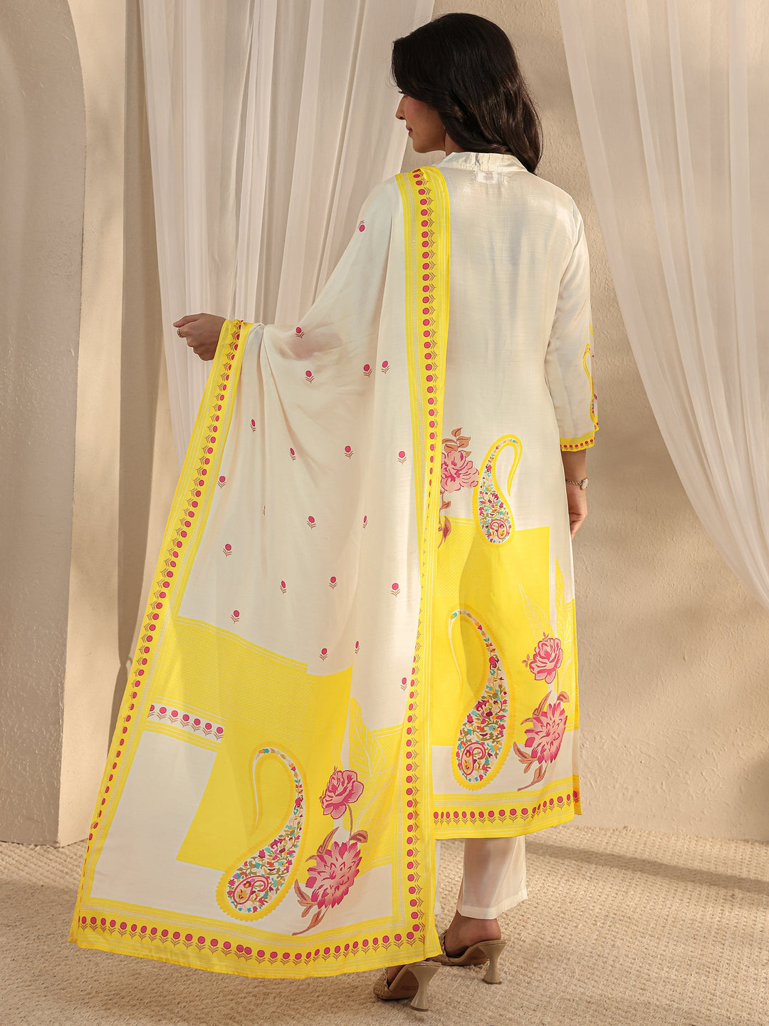 Off White Printed Muslin Straight Suit Set With Dupatta