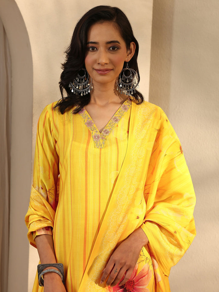 Yellow Printed Silk Blend Straight Suit Set With Dupatta