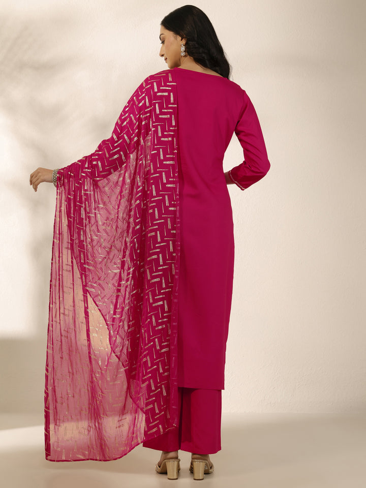Pink Embroidered Silk Blend Straight Suit Set With Dupatta