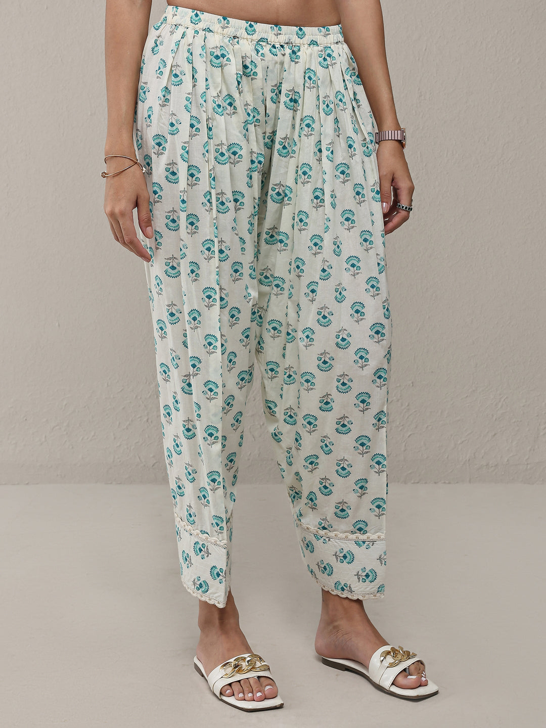Blue Floral Printed Cotton Straight Kurta Set