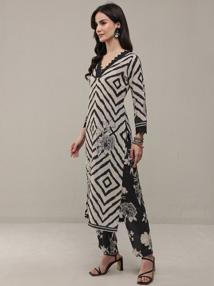 Libas Black Geometric Printed Cotton Blend Straight Kurta Set