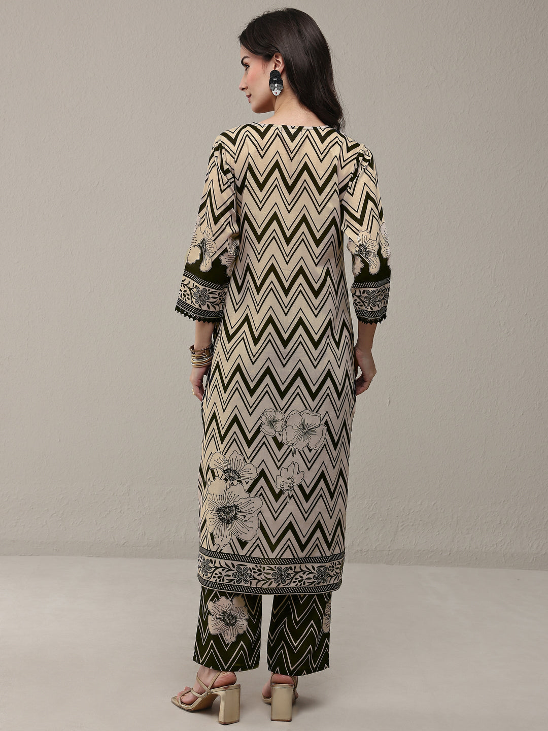 Libas Black Chevron Printed Cotton Blend Straight Kurta Set