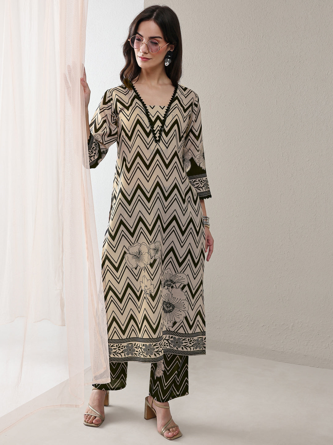 Libas Black Chevron Printed Cotton Blend Straight Kurta Set