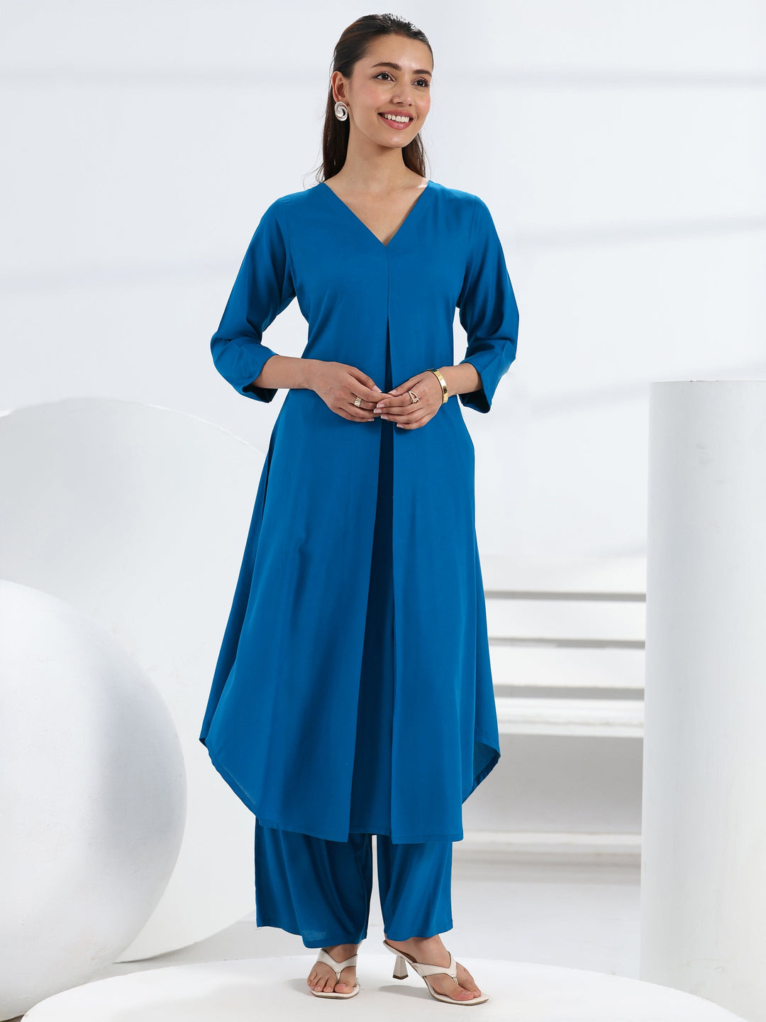 Blue Solid Viscose Rayon A-Line Kurta Set