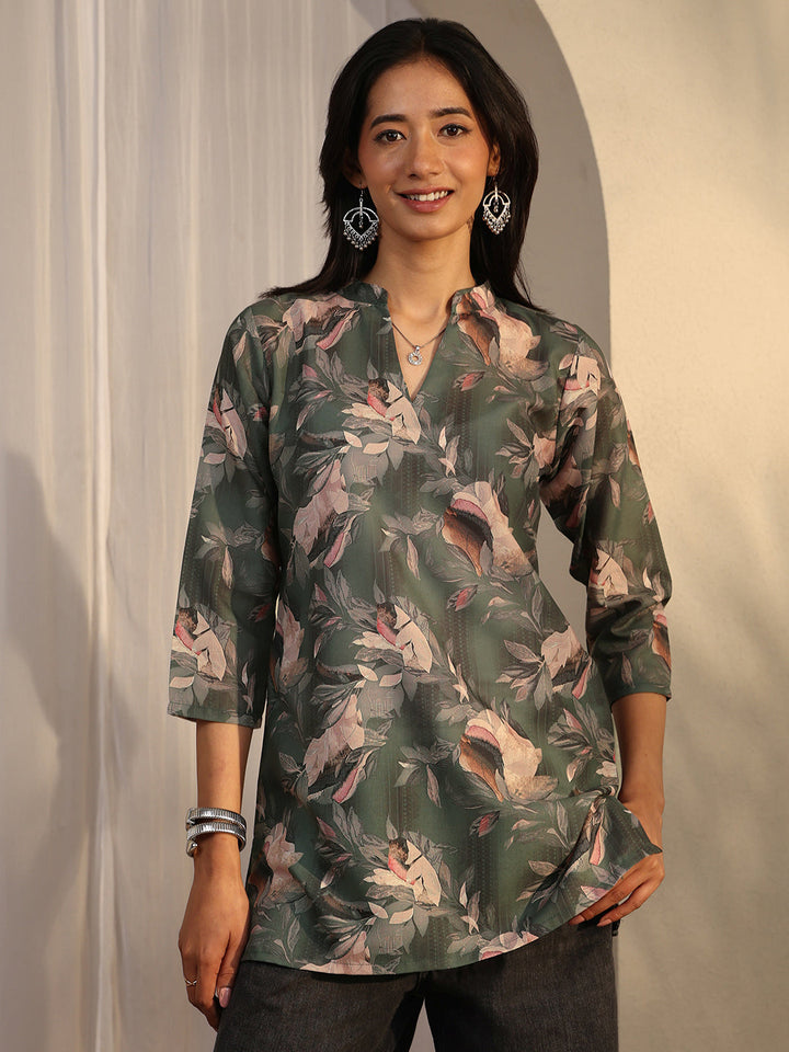 Green Printed Cotton Blend Straight Short Kurti