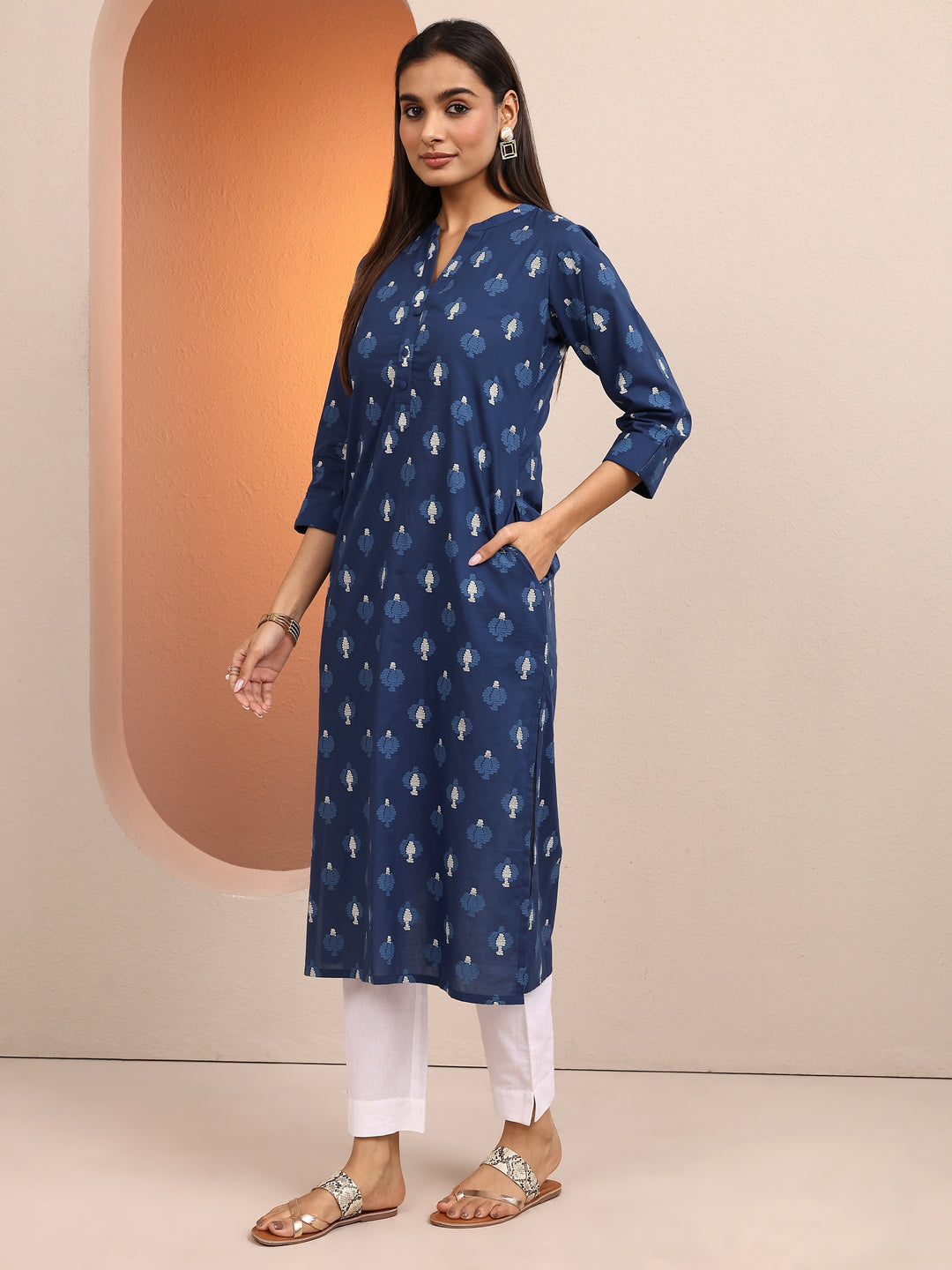 Blue Printed Cotton Straight Kurta