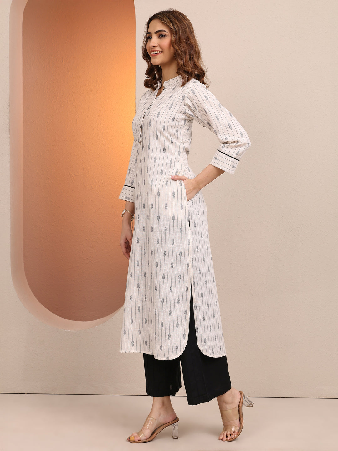 Off White Printed Cotton Blend Straight Kurta