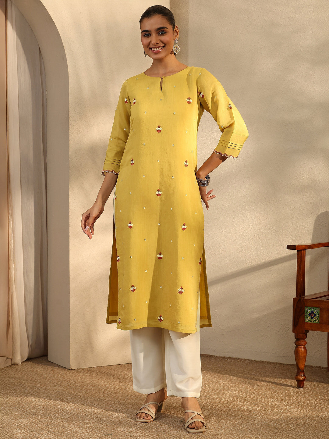 Green Embroidered Chanderi Cotton Straight Kurta