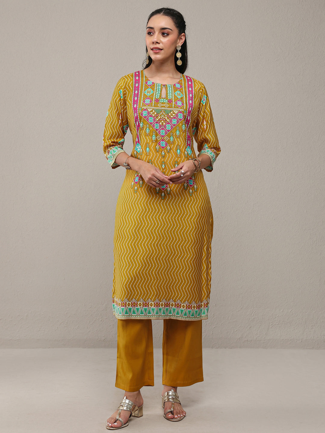 Mustard Chevron Printed Silk Blend Straight Kurta