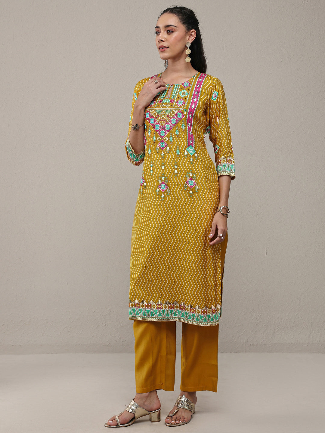 Mustard Chevron Printed Silk Blend Straight Kurta