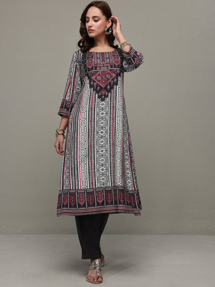 Black Ethnic Printed Silk Blend Straight Kurta