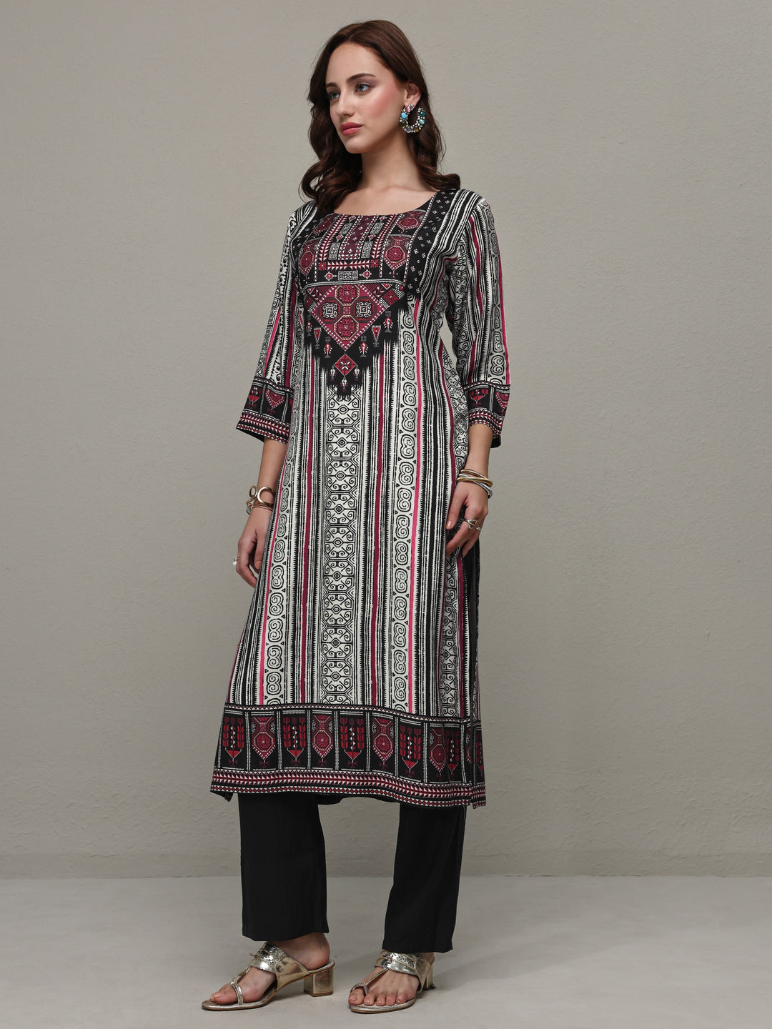 Black Ethnic Printed Silk Blend Straight Kurta