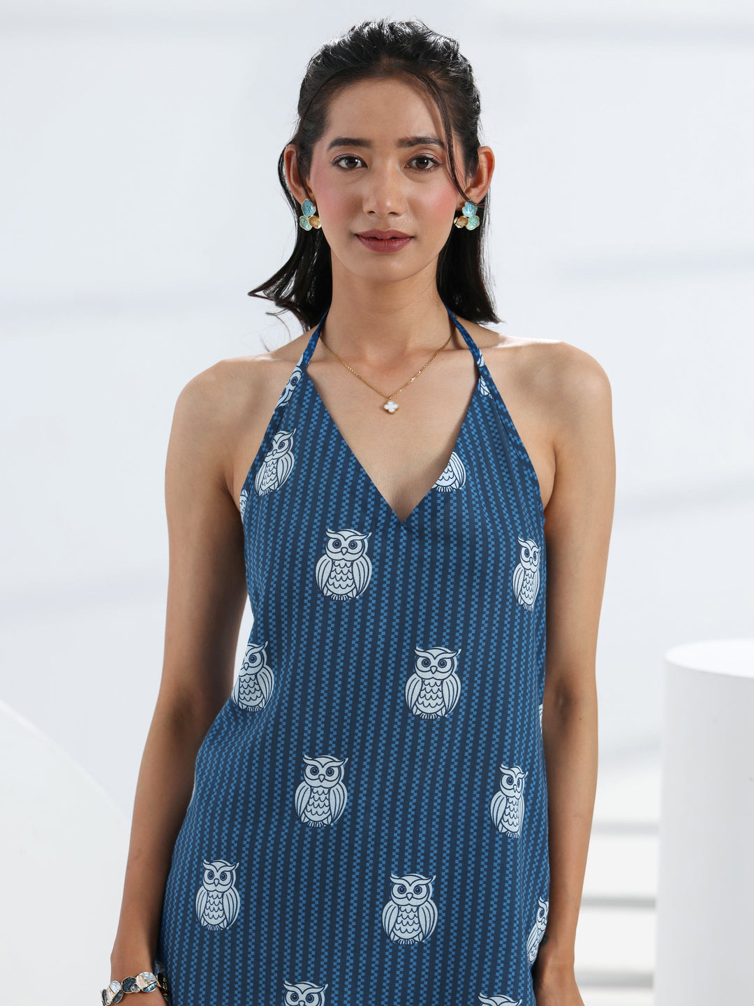 Blue Quirky Printed Cotton Straight Short Kurti